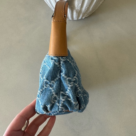 Authentic pre-loved Denim Gucci bag - Picture 6 of 9